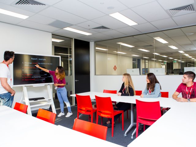 ブラウンズイングリッシュランゲージスルクール ブリスベン校