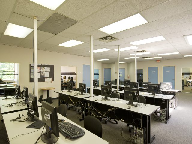 グローバルビレッジイングリッシュセンター ビクトリア校