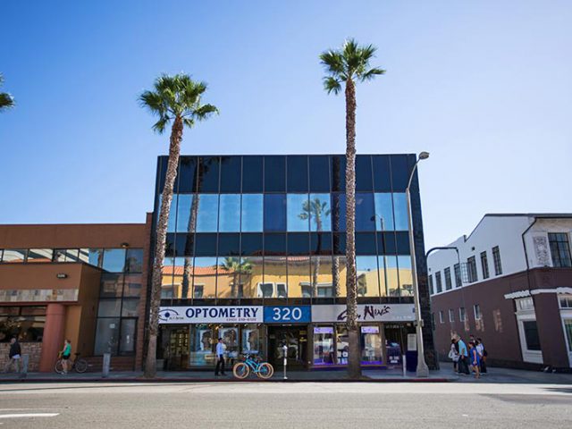 CEL カレッジオブイングリッシュランゲージ サンタモニカ校