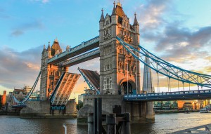 tower-bridge-980961_640