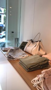 15681683_1246249618783661_781865047_o