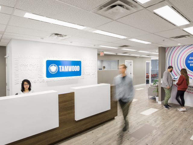 タムウッド ランゲージセンター バンクーバー校