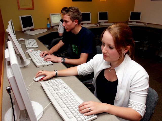 タムウッド ランゲージセンター ウィスラー校