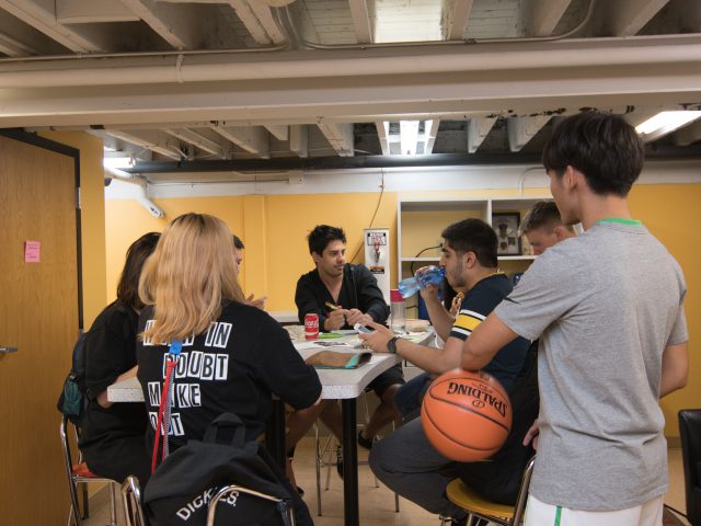 ウィスコンシン イーエスエル インスティテュート(ウェスリィ)