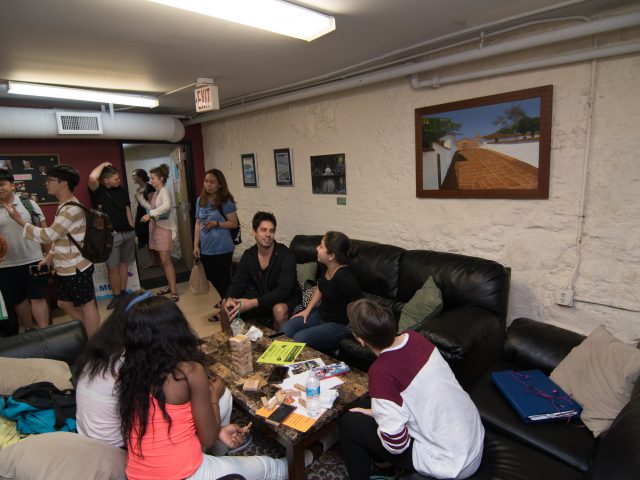 ウィスコンシン イーエスエル インスティテュート(ウェスリィ)