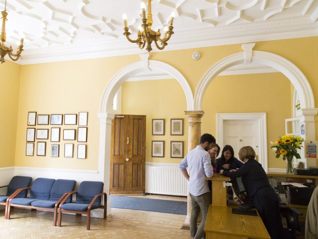 エメラルド カルチュラル インスティテュート