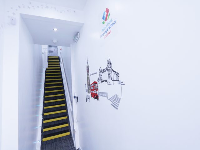 ローズオブヨーク　ランゲージスクール　ロンドン