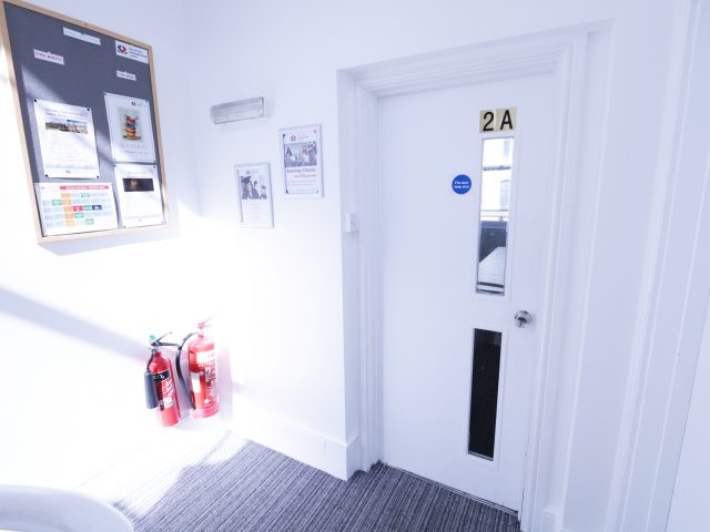 ローズオブヨーク　ランゲージスクール　ロンドン