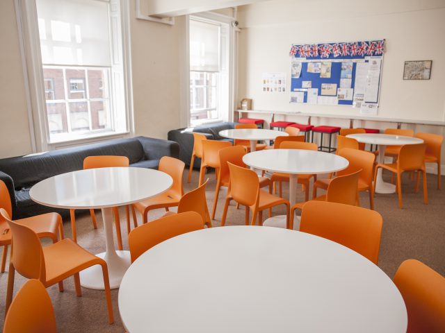 センターオブイングリッシュスタディーズ　リーズ校