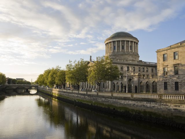 センターオブイングリッシュスタディーズ　ダブリン校